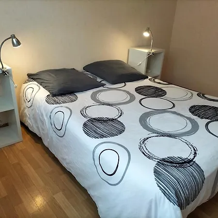 Petite Maison, Le Charme De L'ancien